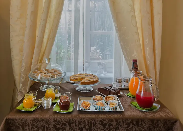 La Mimosa Nocleg ze śniadaniem 4*