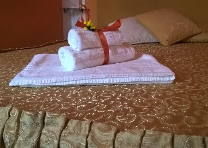 La Mimosa Nocleg ze śniadaniem Lukka
