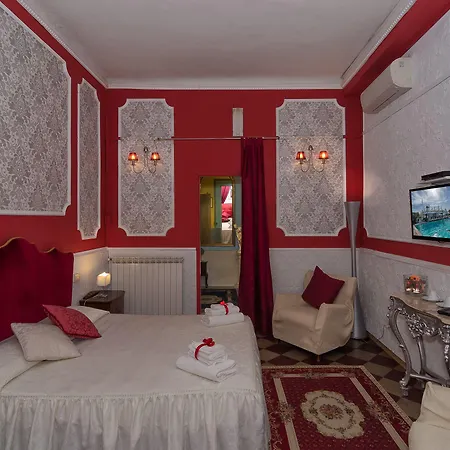 La Mimosa Bed & Breakfast 4*