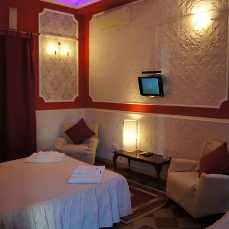 La Mimosa לינה וארוחת בוקר