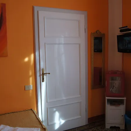 Bed & Breakfast La Mimosa Lucca
